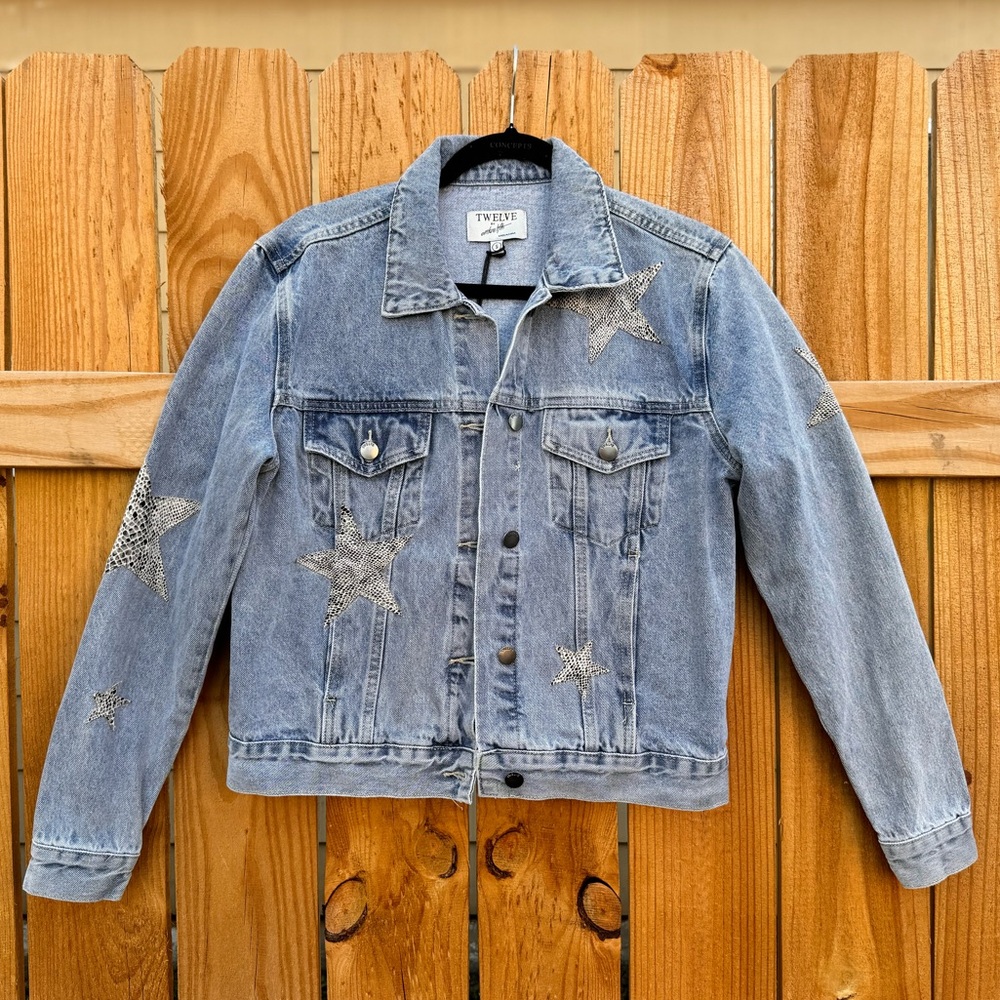 TWELVE BY ONTWELFTH Star Detail Jean Jacket